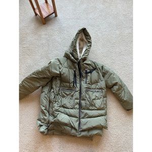 Orolay Women's Thickened Down Jacket